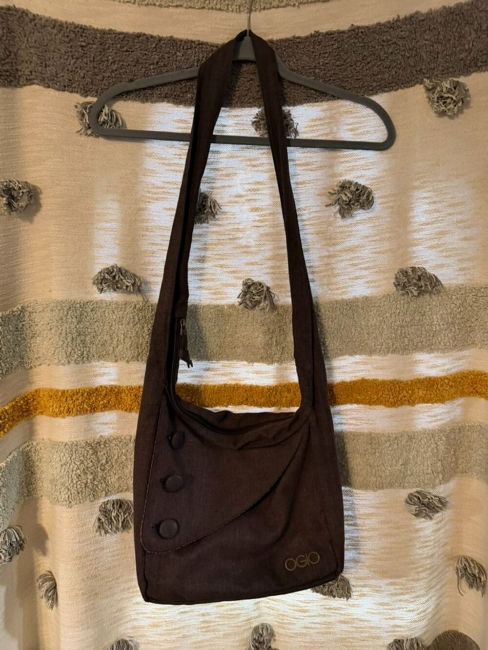 OGIO Brooklyn Dark Brown Crossbody Purse Messenger Bag Chevron Lining Travel Bag